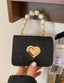 A MINI LOVE TOTE A PEARL HANDHELD METAL CHAIN BAG SUITABLE FOR DAILY OUTINGS AND PARTIES THE BEST CHOICE FOR GIFT AND BIRTHDAY GIFTS